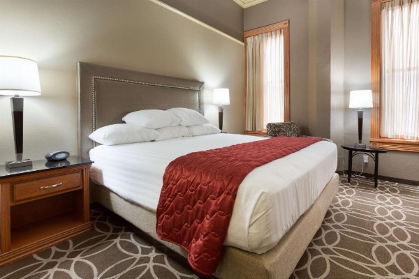 Drury Inn & Suites San Antonio Riverwalk image 11